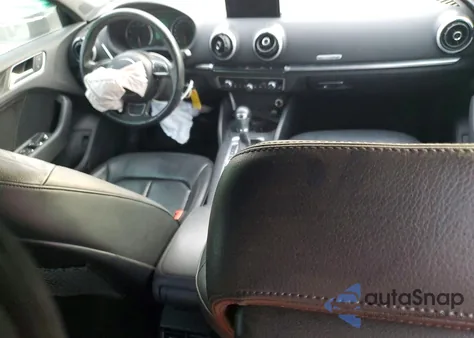 2015 Audi A3 Premium z USA, uszkodzony, nr VIN WAUBFGFF3F1061385